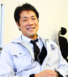 代表取締役 内野 勇次(うちの ゆうじ) 写真